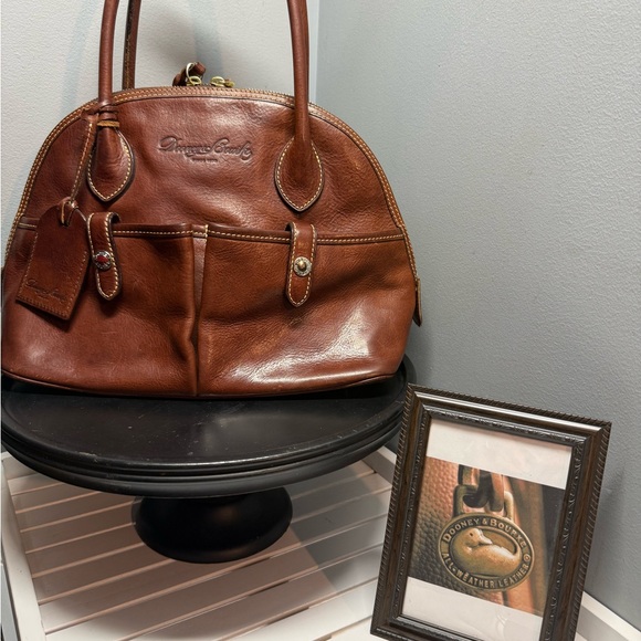 Dooney & Bourke Florentine Leather Domed Satchel w/ Front Pockets Natural EUC